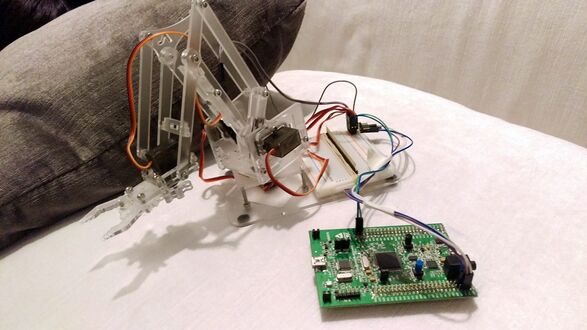 MeArm robotic arm driven by STM32F4