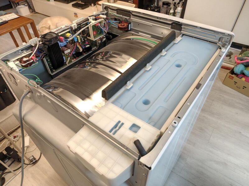 檔案:LG dryer before assembly.jpg